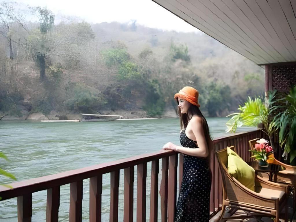 โรงแรมริเวอร์แคว วิลเลจ  บ้านแก่งระเบิด ภายนอก รูปภาพ