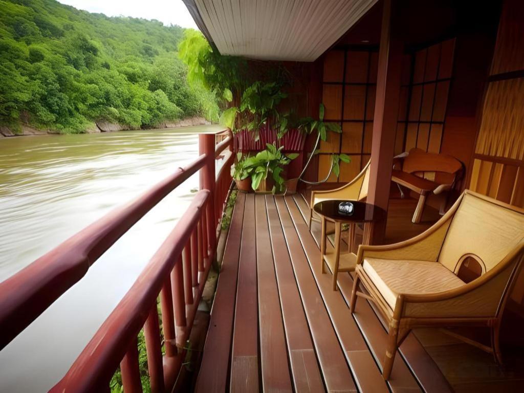 โรงแรมริเวอร์แคว วิลเลจ  บ้านแก่งระเบิด ภายนอก รูปภาพ